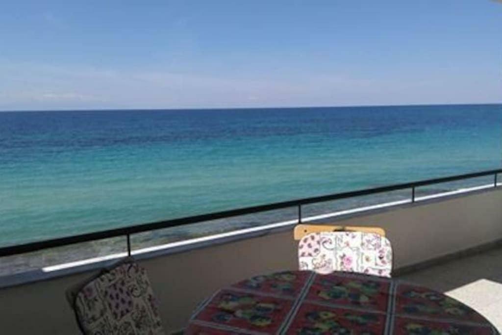 Seaside Beach House Siviri Exterior foto